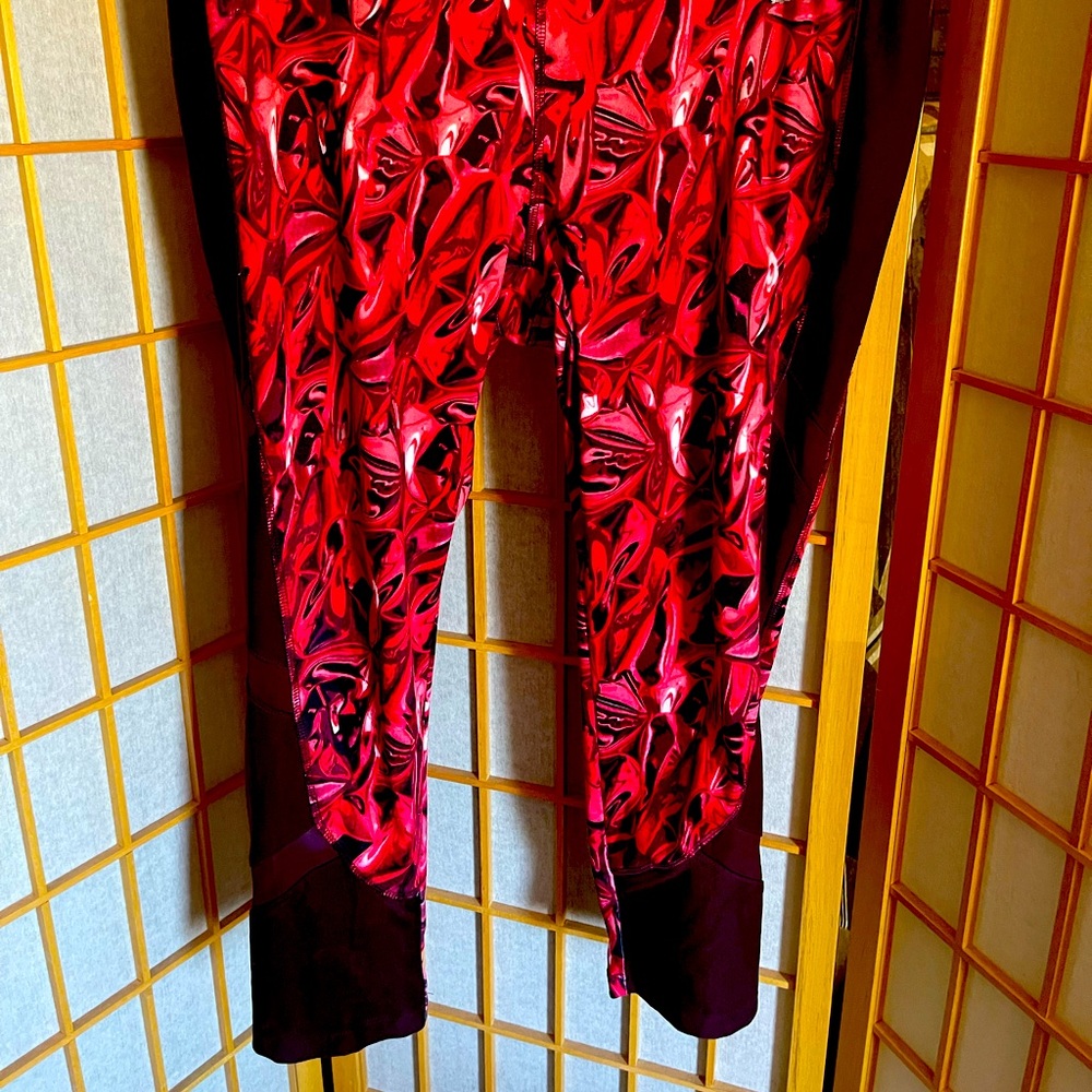 Avia leggings. Fits 14-16 various condition.